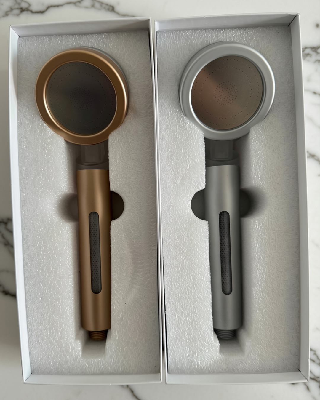 Le Pommeau Filtrant Haute Performance
Disponible en Argenté ou Doré